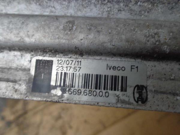 INTERCOOLER IVECO DAILY 3 - Vue 4